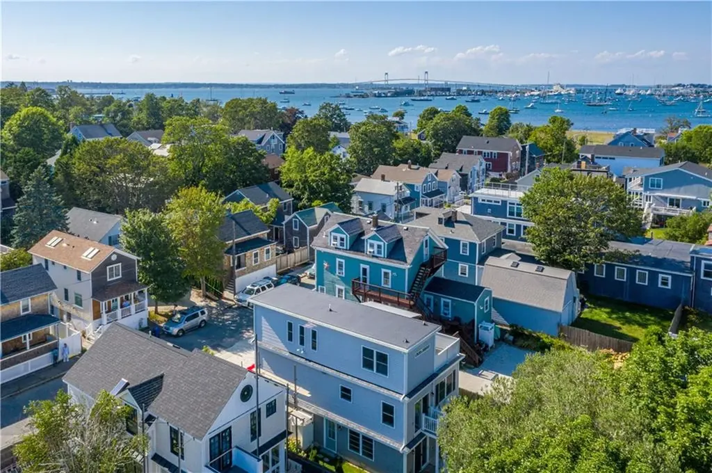 56 Houston Avenue Newport RI 02840