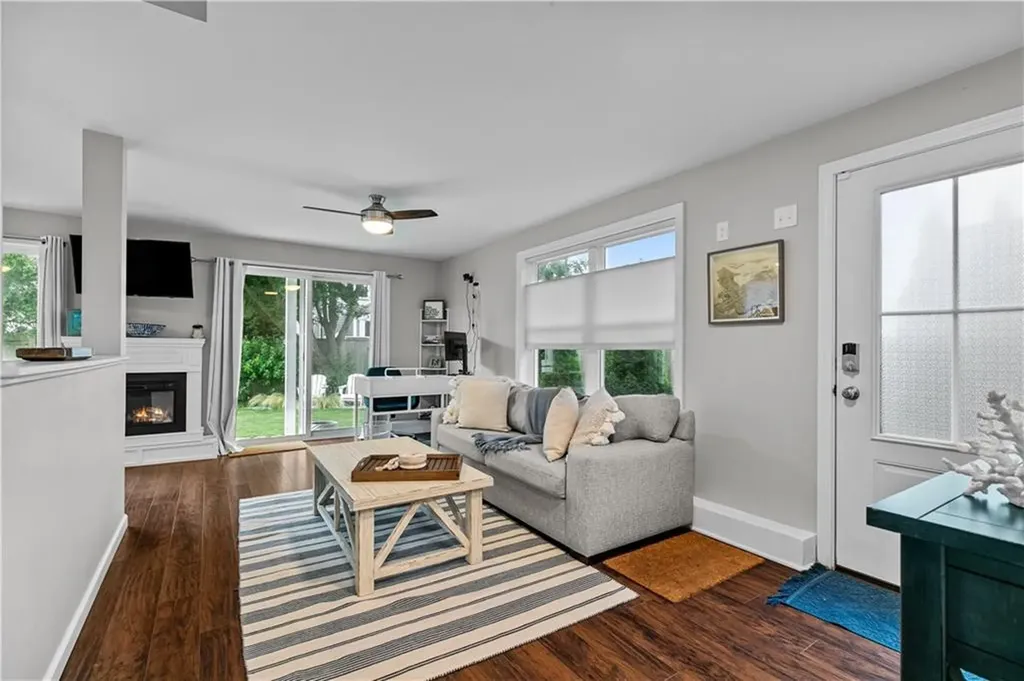 56 Houston Avenue Newport RI 02840