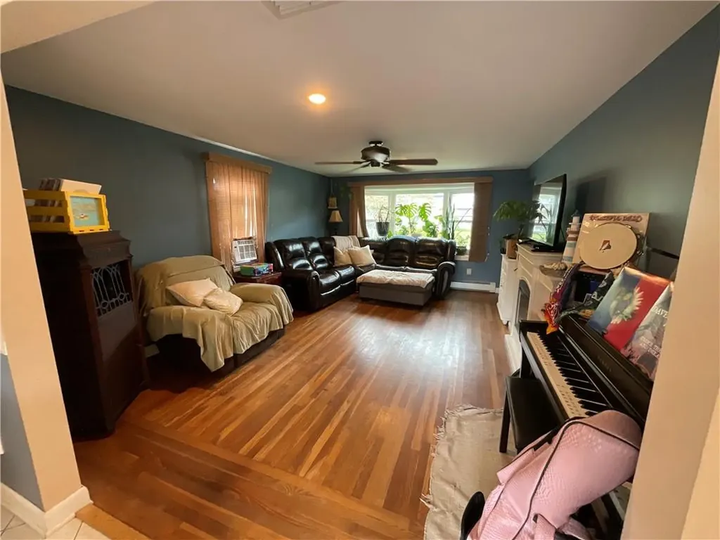 14 Beatrice Avenue Warwick RI 02889