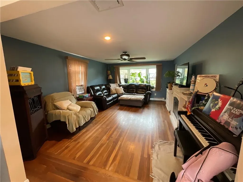 14 Beatrice Avenue Warwick RI 02889