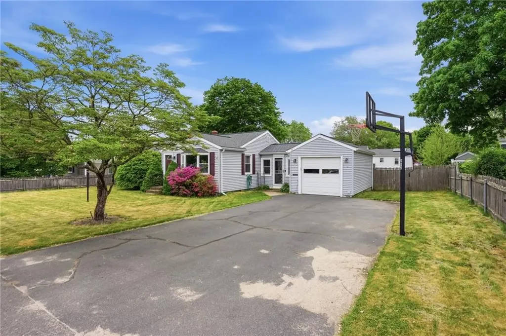 14 Beatrice Avenue Warwick RI 02889
