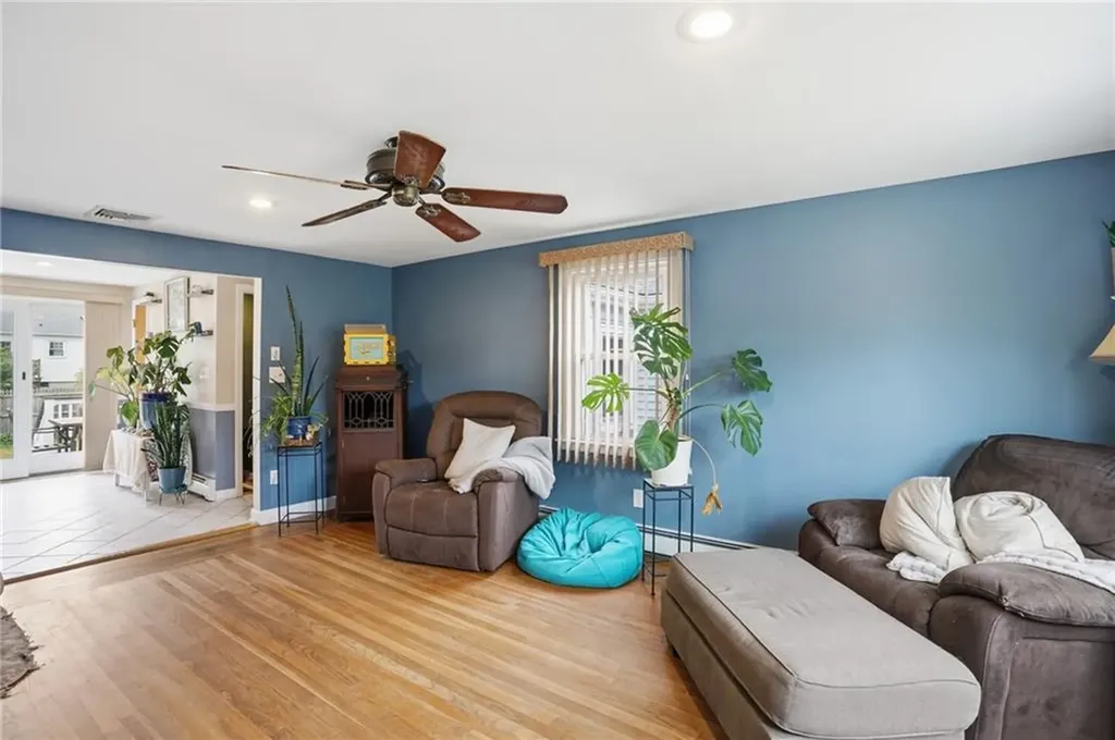 14 Beatrice Avenue Warwick RI 02889