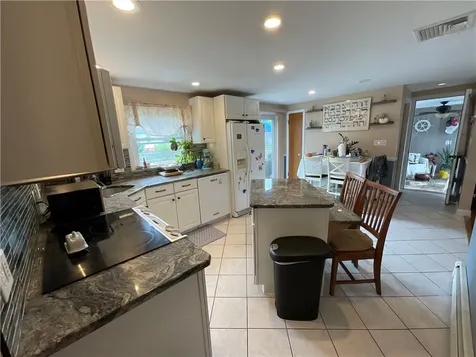 14 Beatrice Avenue Warwick RI 02889