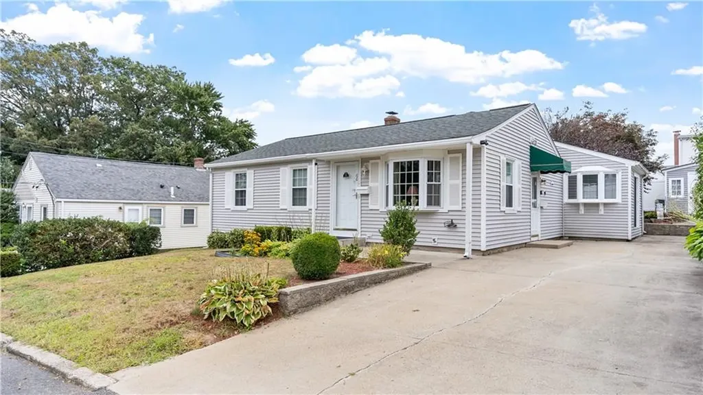 66 Fairmont Avenue Pawtucket RI 02860