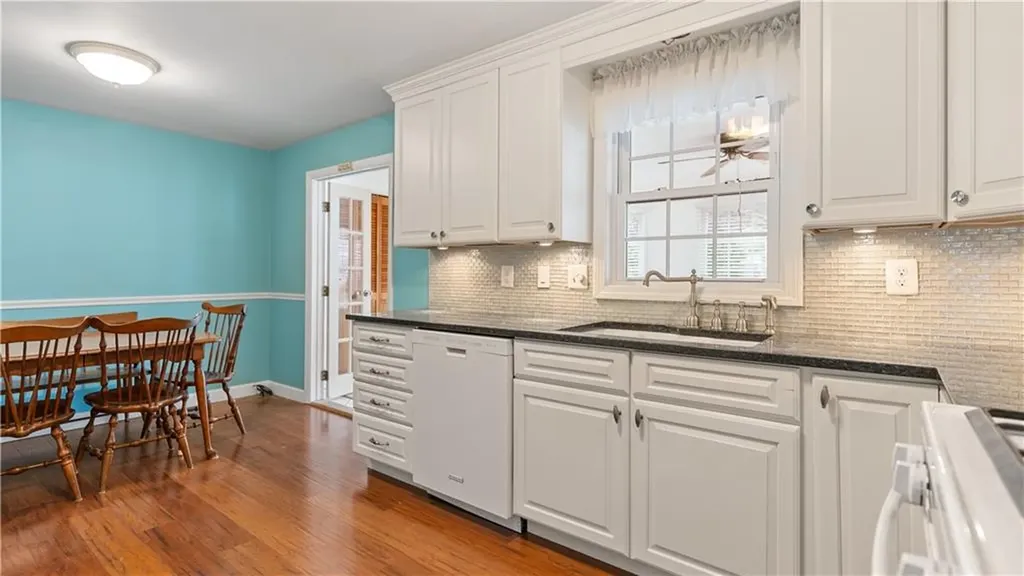 66 Fairmont Avenue Pawtucket RI 02860