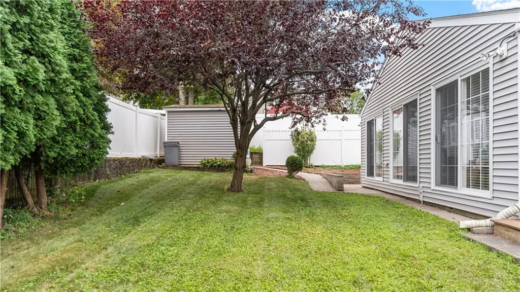 66 Fairmont Avenue Pawtucket RI 02860