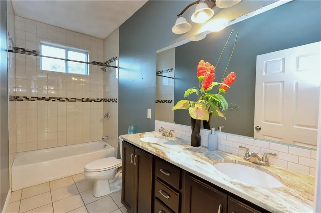 33 Mc Millen Street Providence RI 02904