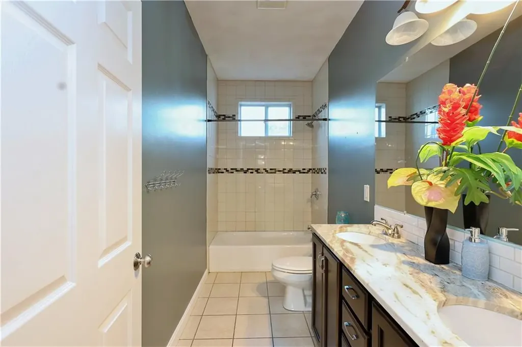 33 Mc Millen Street Providence RI 02904