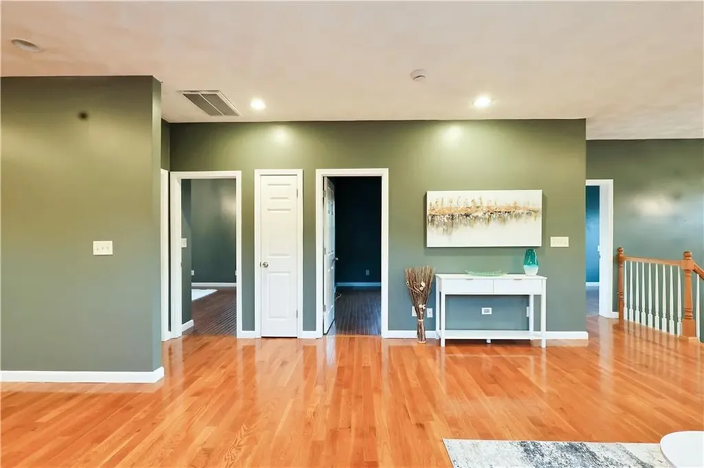 33 Mc Millen Street Providence RI 02904