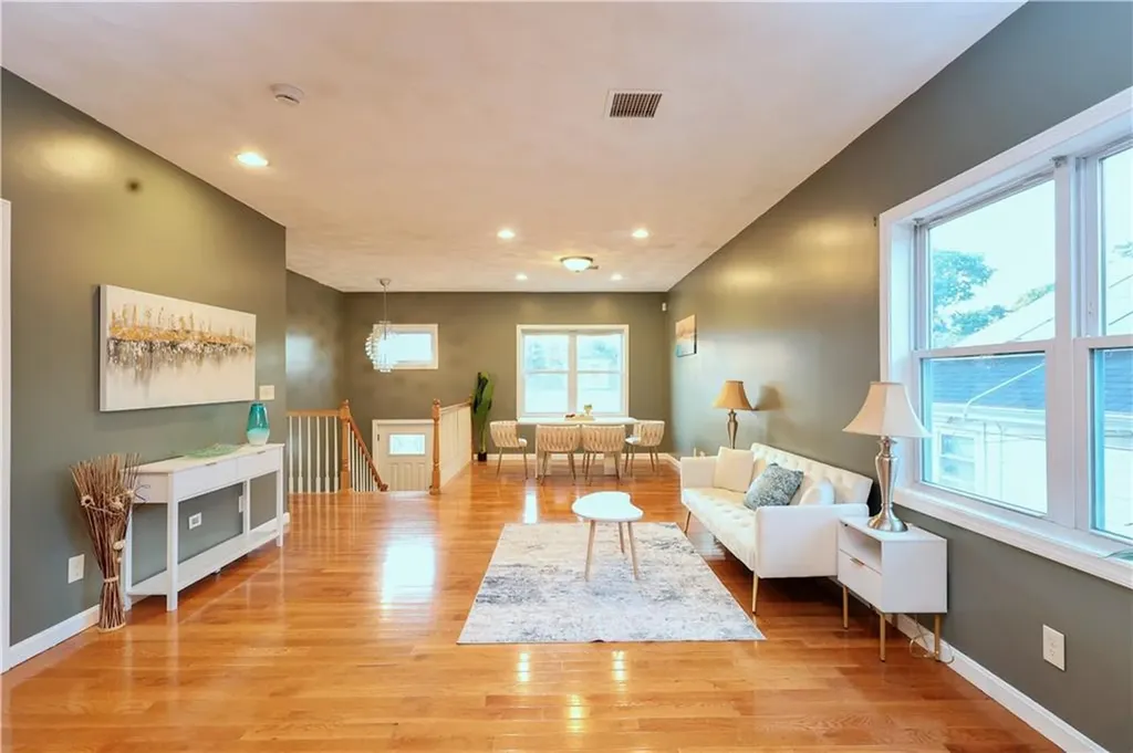 33 Mc Millen Street Providence RI 02904