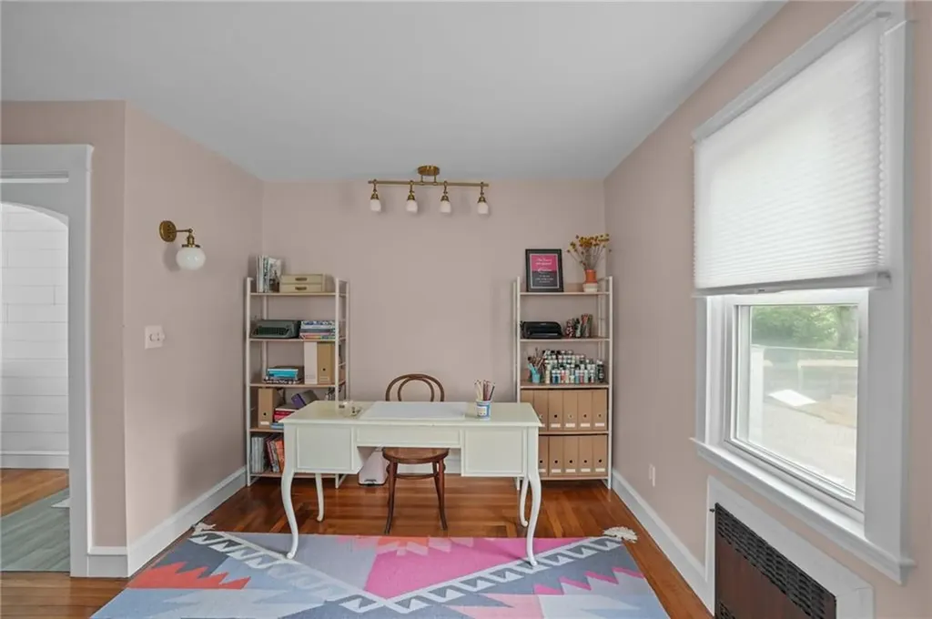 40 Hambly Road Tiverton RI 02878