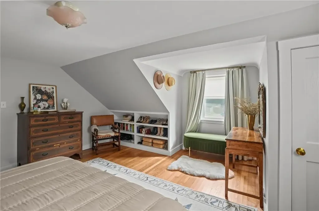 40 Hambly Road Tiverton RI 02878
