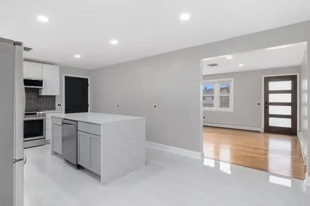 50 Riverview Avenue Westerly RI 02891