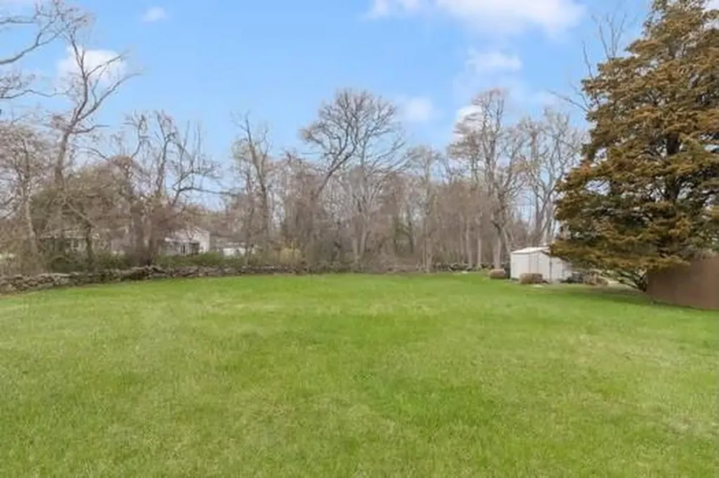 50 Riverview Avenue Westerly RI 02891