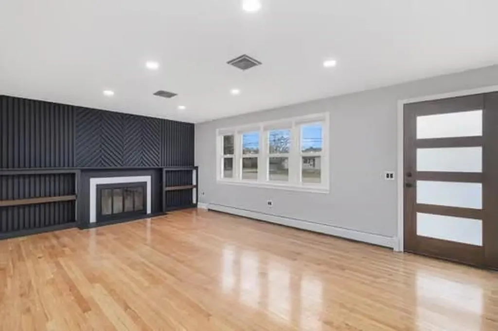 50 Riverview Avenue Westerly RI 02891