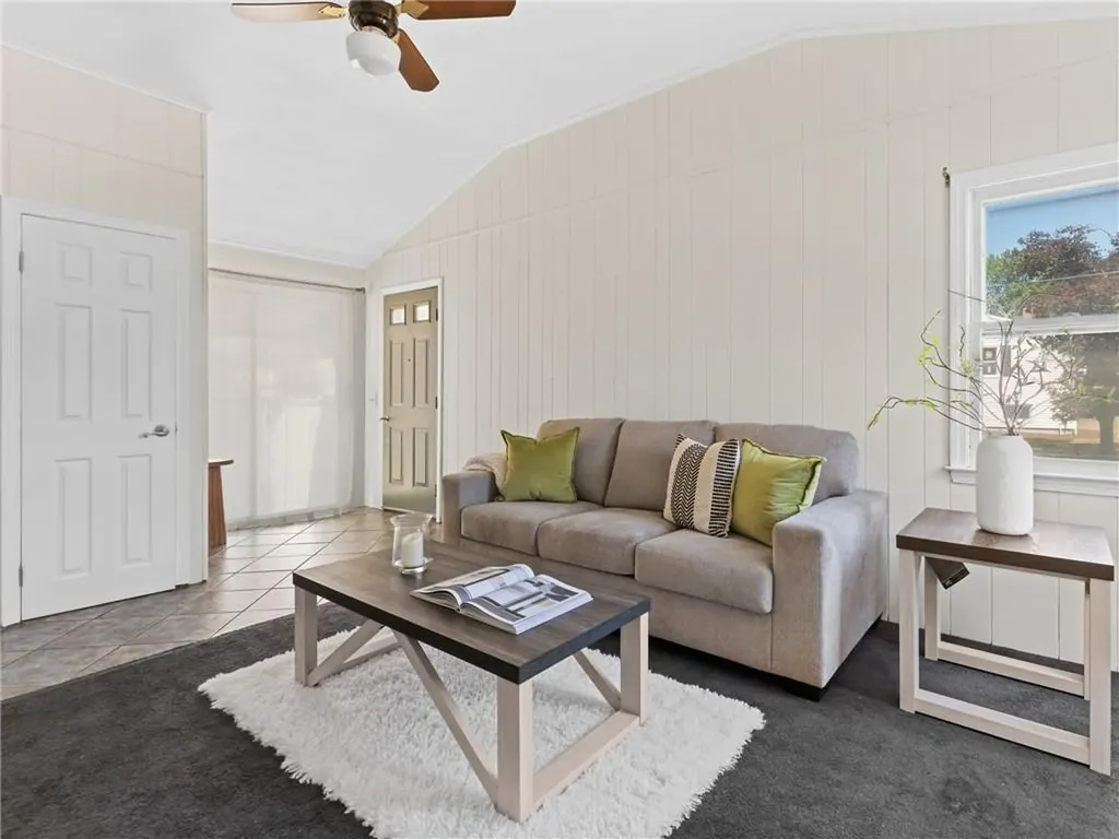121 Kerri Lyn Road Warwick RI 02889