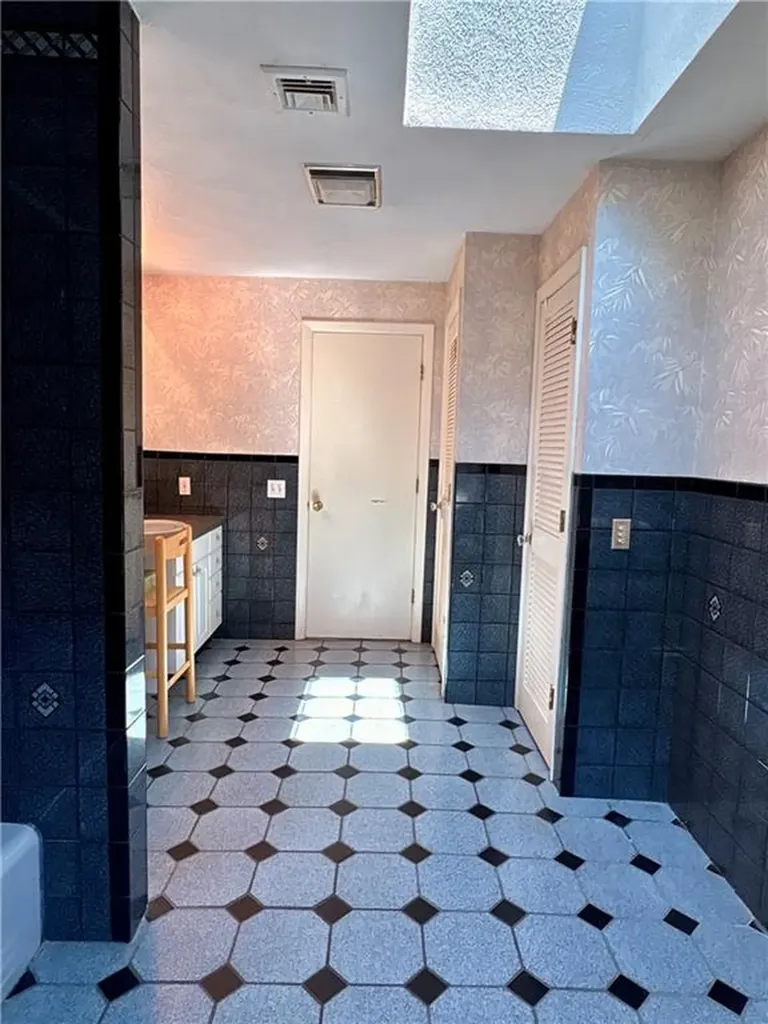 1212 Phenix Avenue Cranston RI 02921