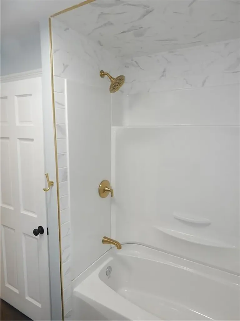 31 Compton Street Providence RI 02908