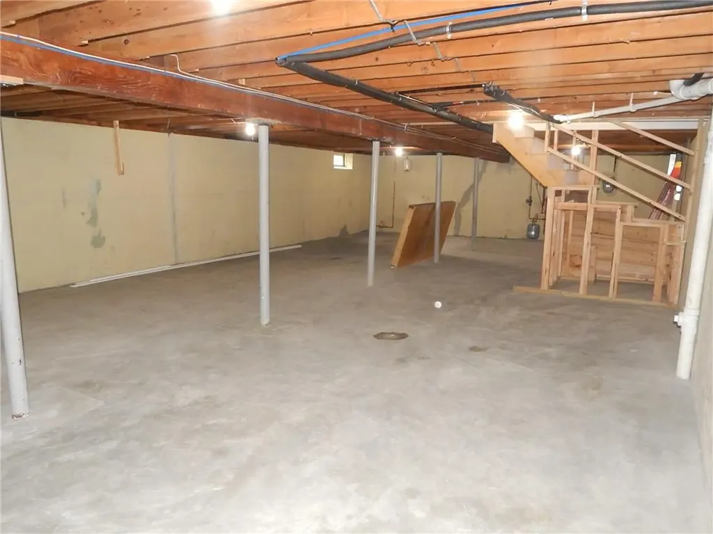 31 Compton Street Providence RI 02908