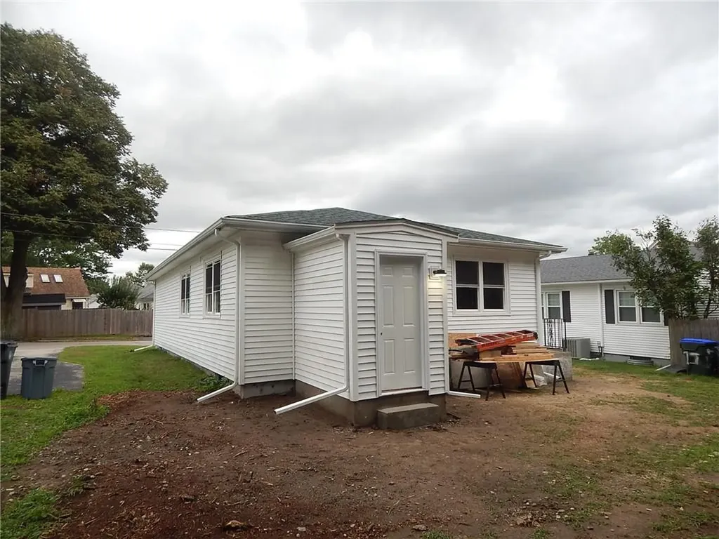 31 Compton Street Providence RI 02908