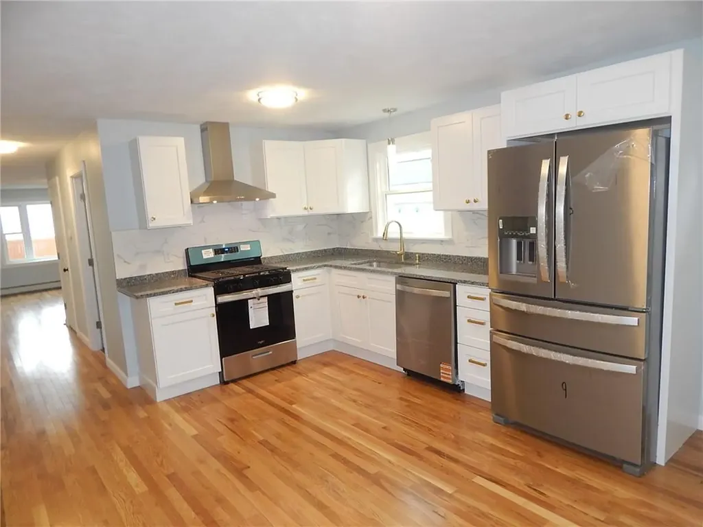 31 Compton Street Providence RI 02908