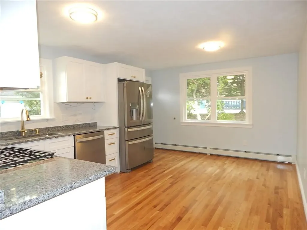 31 Compton Street Providence RI 02908