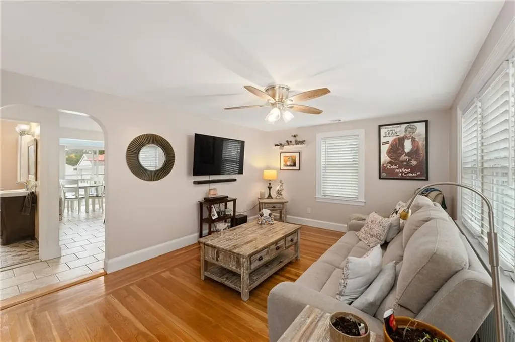 32 Waterman Avenue Johnston RI 02919