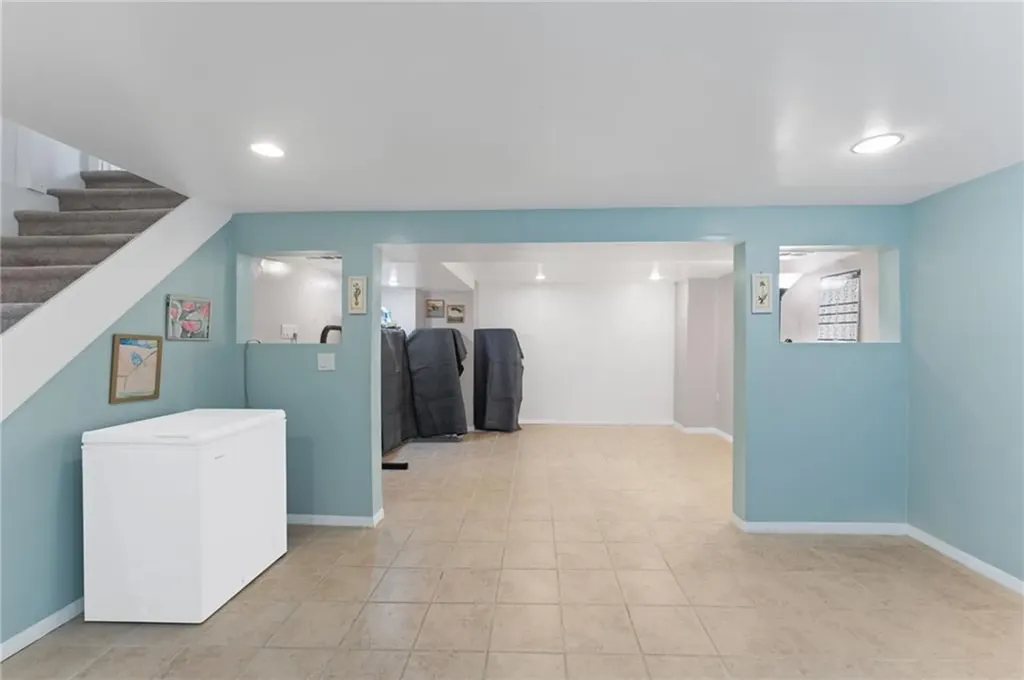 32 Waterman Avenue Johnston RI 02919