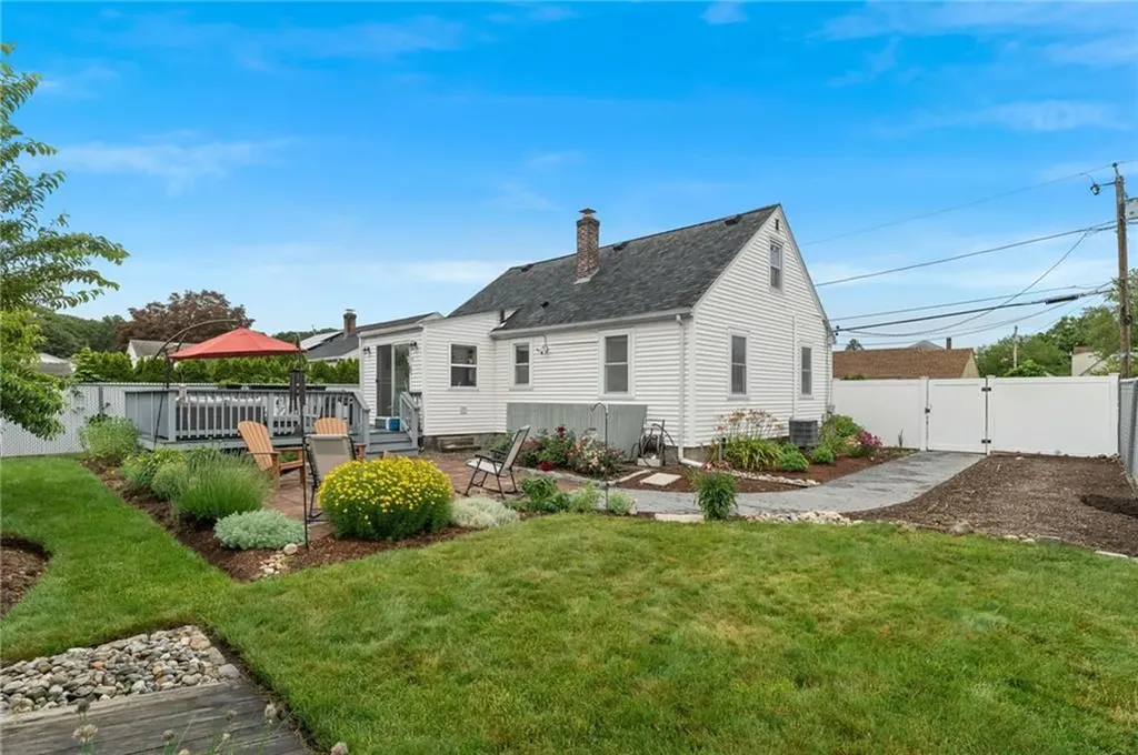 32 Waterman Avenue Johnston RI 02919