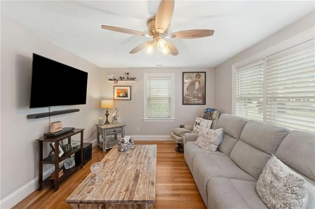 32 Waterman Avenue Johnston RI 02919