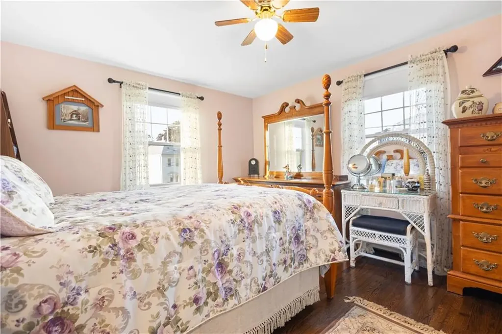 41 Yeoman Avenue Cranston RI 02920