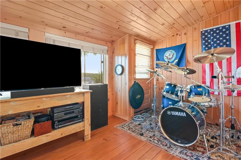 41 Yeoman Avenue Cranston RI 02920