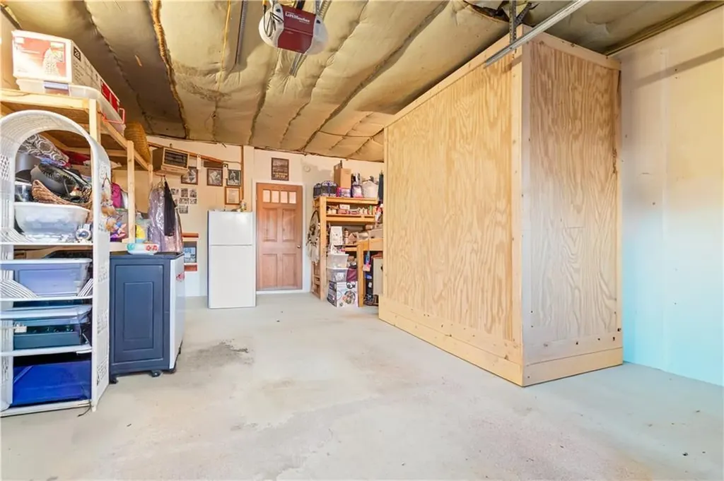 41 Yeoman Avenue Cranston RI 02920