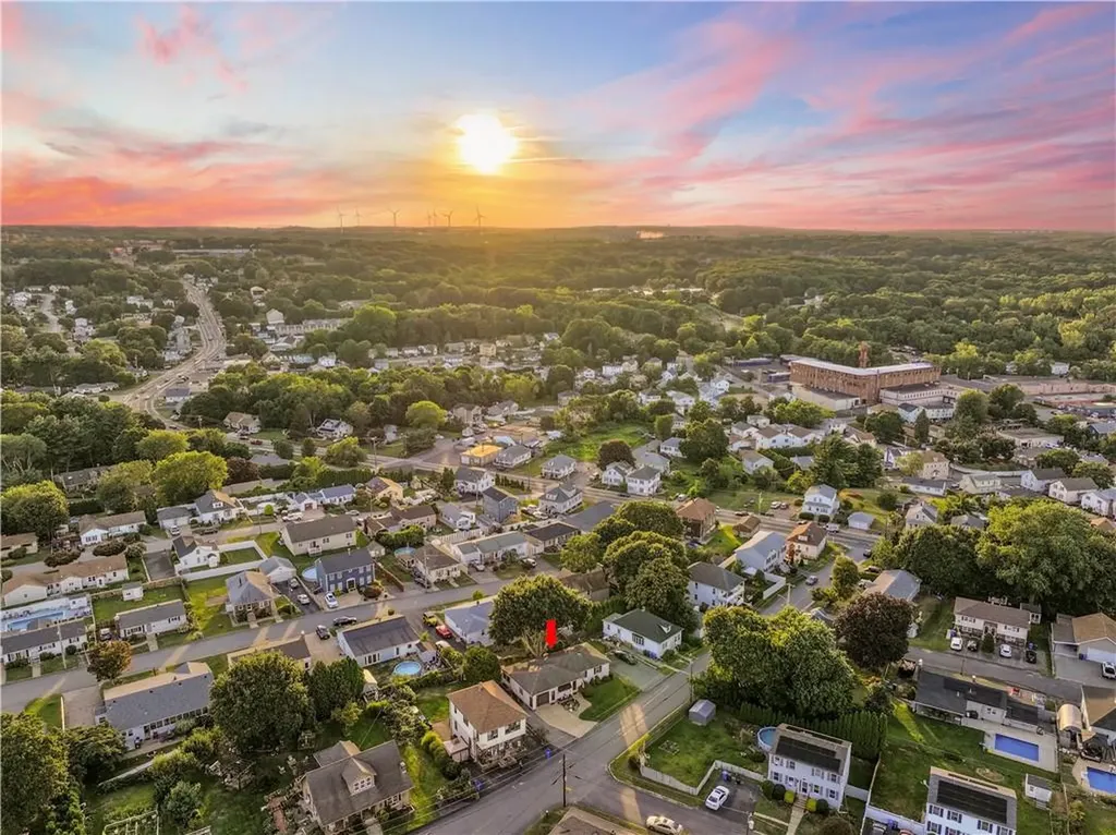 41 Yeoman Avenue Cranston RI 02920