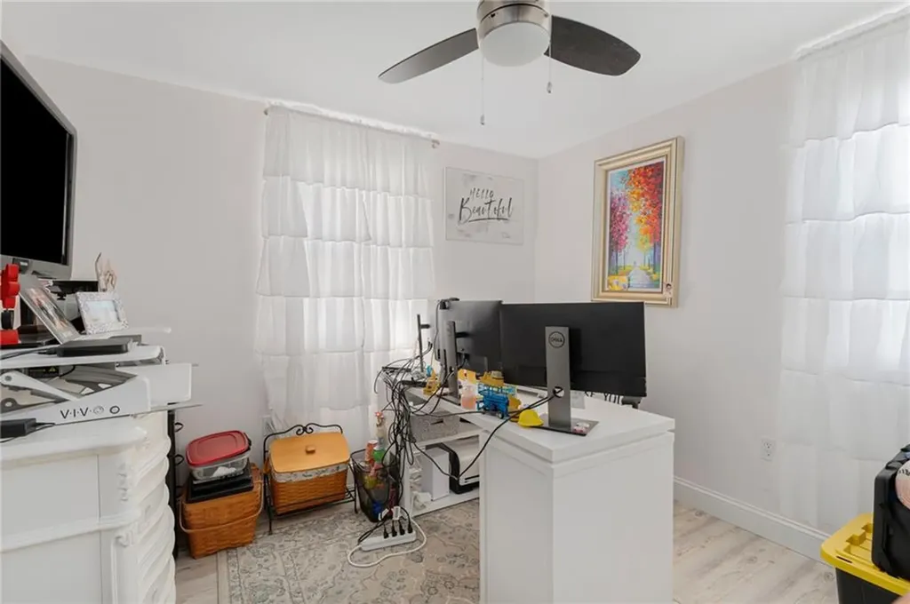 5 Versailles Street Cranston RI 02920