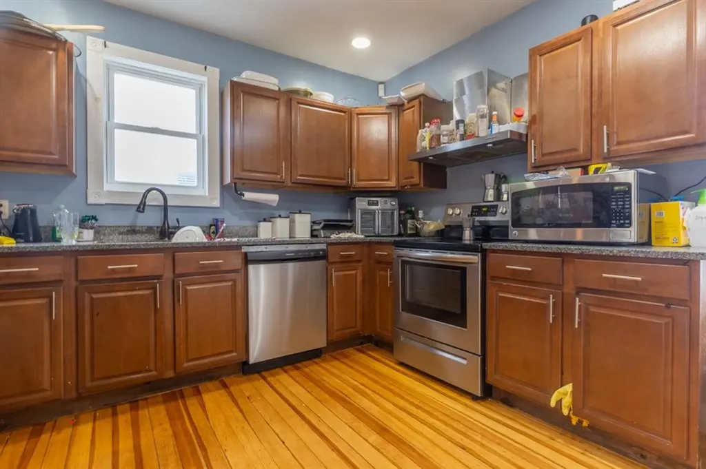 231 Union Avenue Providence RI 02909