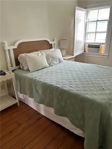 15 Chestnut Street Newport RI 02840