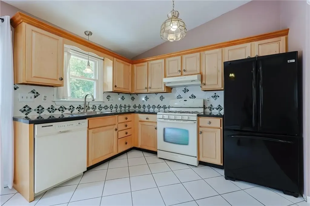 78 Stella Street Providence RI 02909