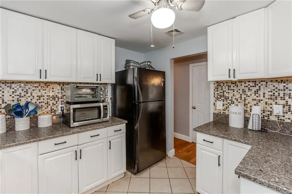 143 Duncan Road Warwick RI 02886