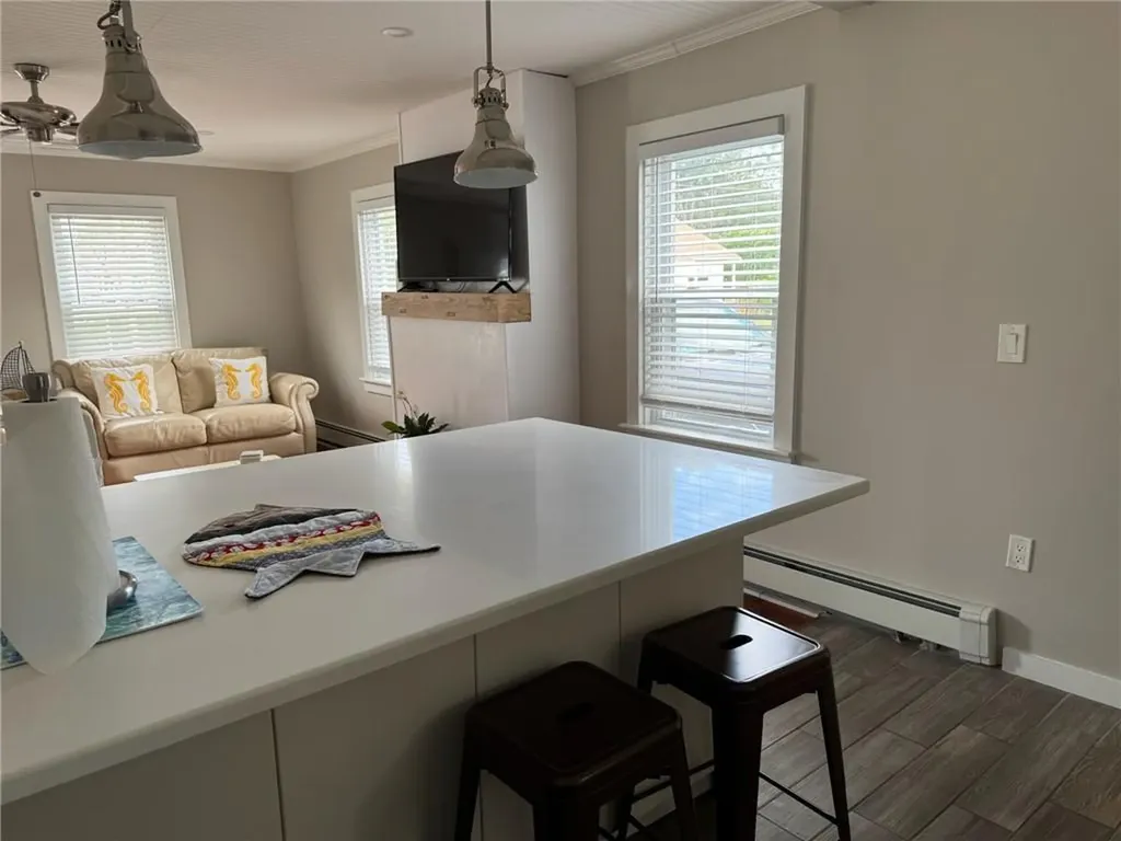 53 Center Avenue Middletown RI 02842