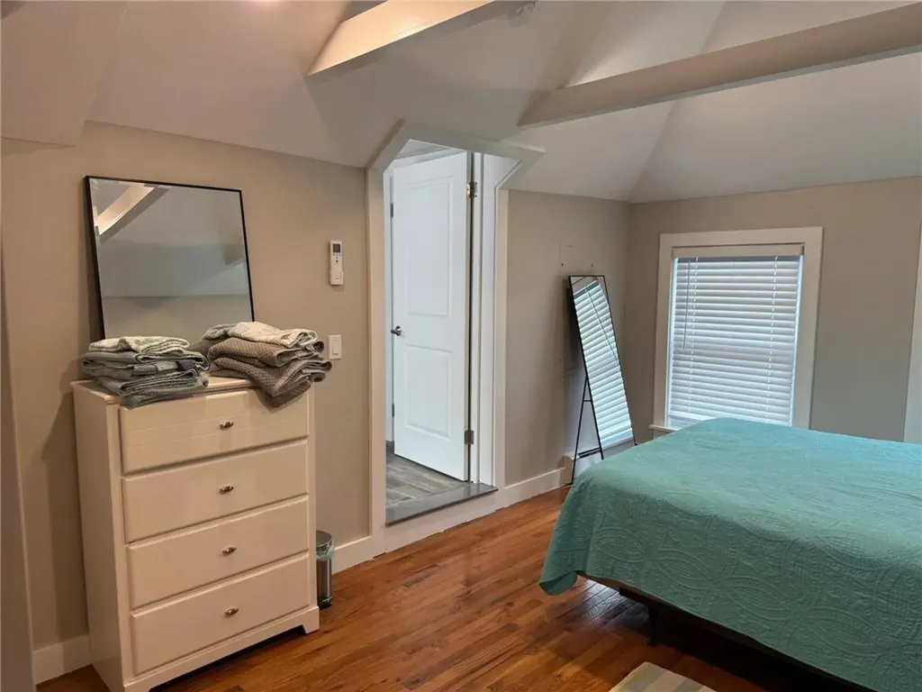 53 Center Avenue Middletown RI 02842