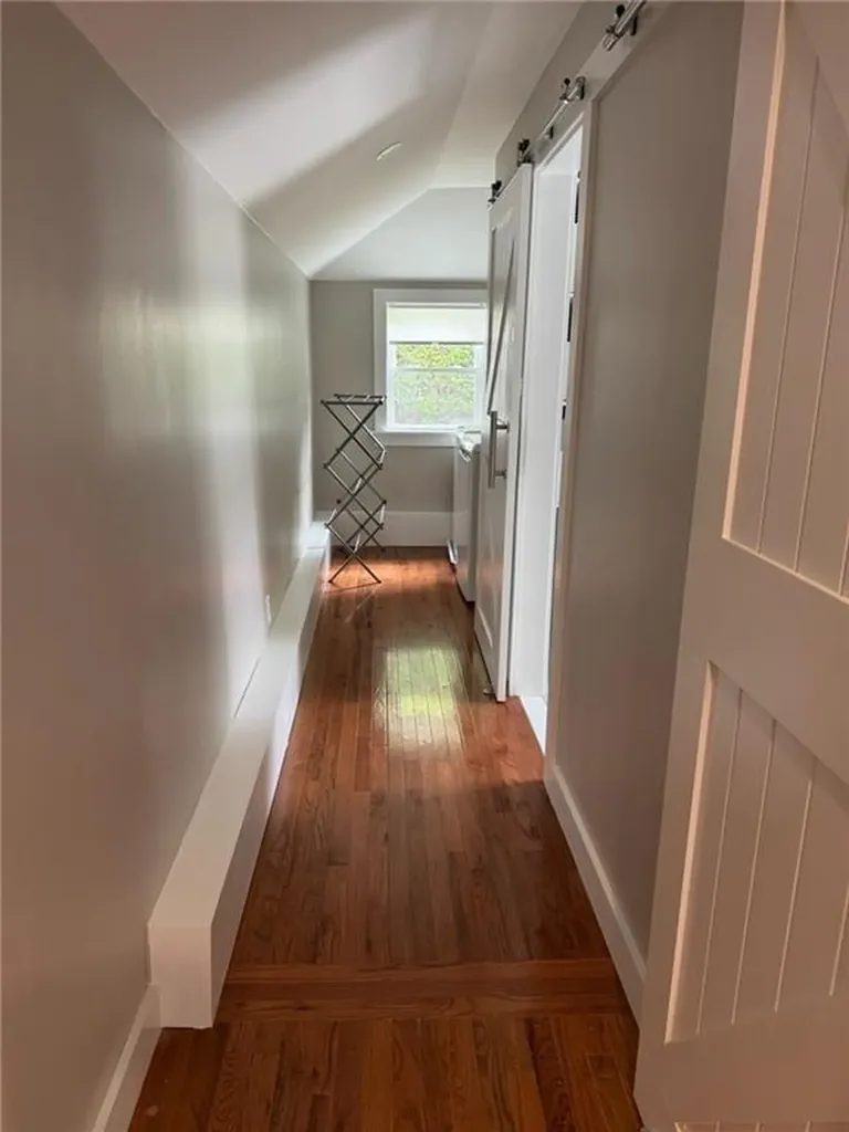 53 Center Avenue Middletown RI 02842