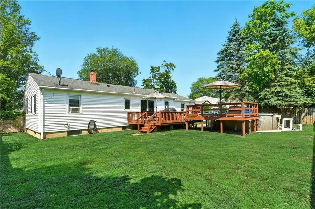 50 Crocus Street Warwick RI 02886