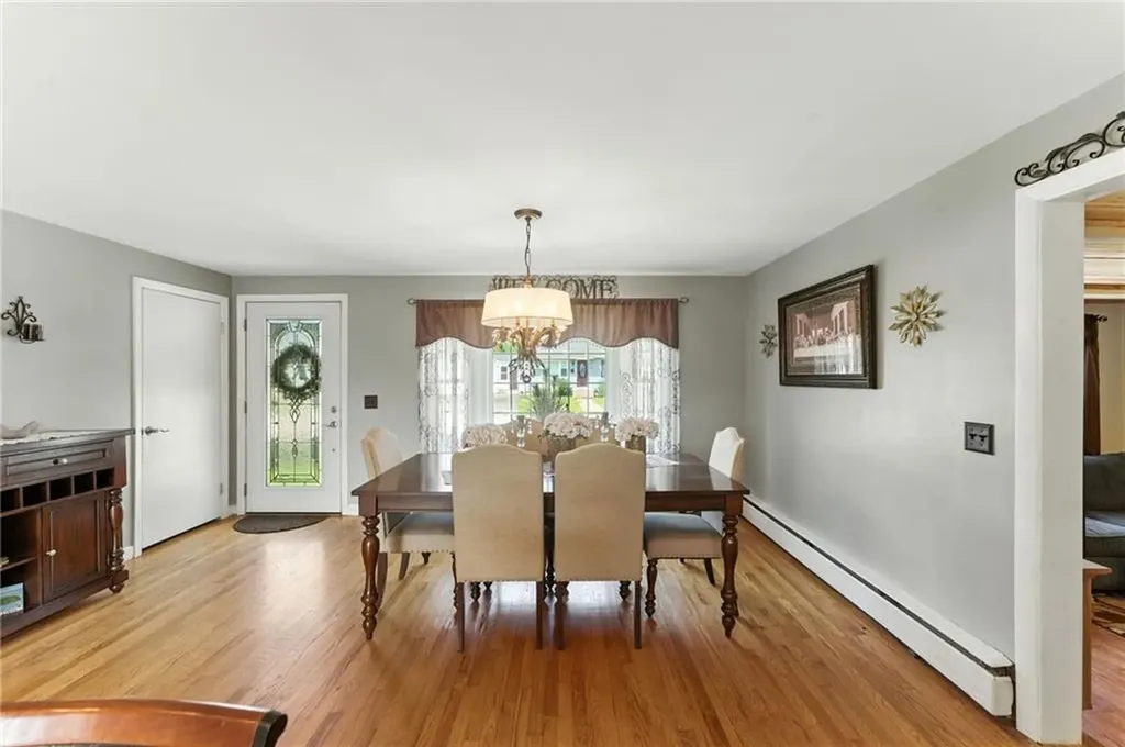 50 Crocus Street Warwick RI 02886
