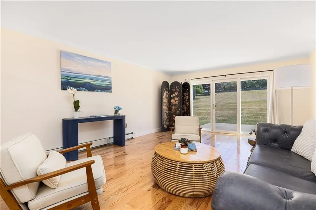 18 Jh Dwyer Drive Middletown RI 02842