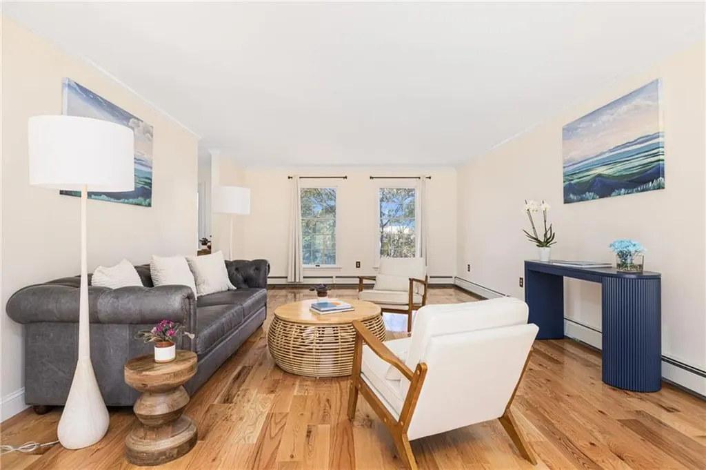 18 Jh Dwyer Drive Middletown RI 02842