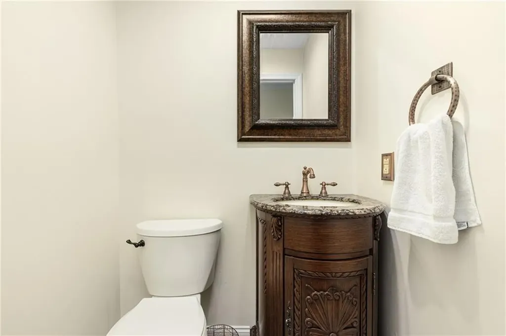 18 Jh Dwyer Drive Middletown RI 02842