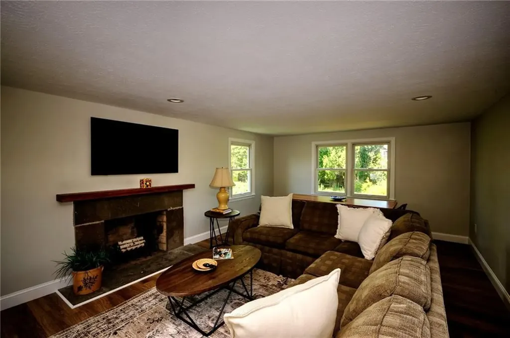27 Sunset Drive Charlestown RI 02813