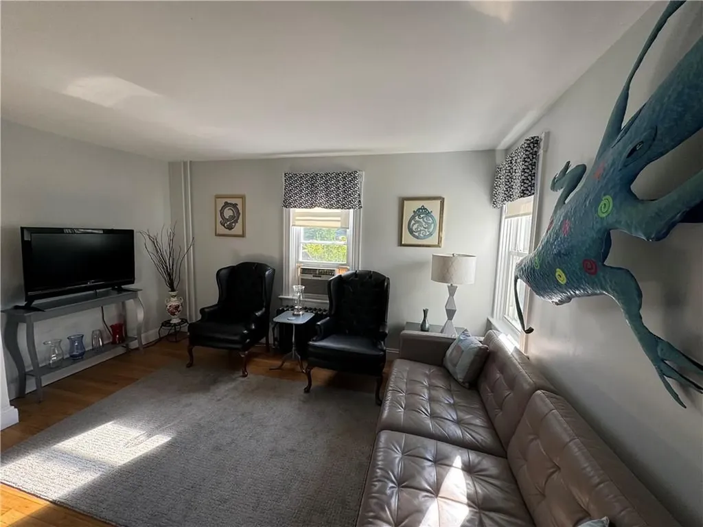 35 Brewer Street Newport RI 02840