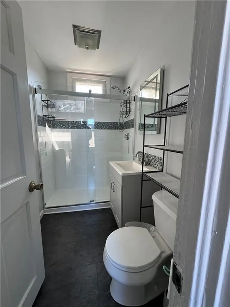 35 Brewer Street Newport RI 02840